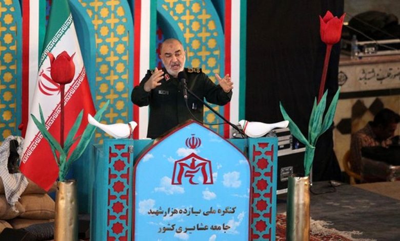 قائد الحرس الثوري: اميرکا تبحث عن ذريعة تحفظ ماء وجهها للفرار من البلاد الاسلامية