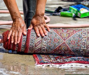 "تنظيف المنزل" من تقاليد الايرانيين قبل رأس السنة الجديدة