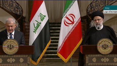 الرئیس العراقي في إيران ویستقبله رئیسي رسمیا