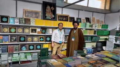 بحضور بارز... العتبة الرضوية تشارك بمعرض النجف للكتاب