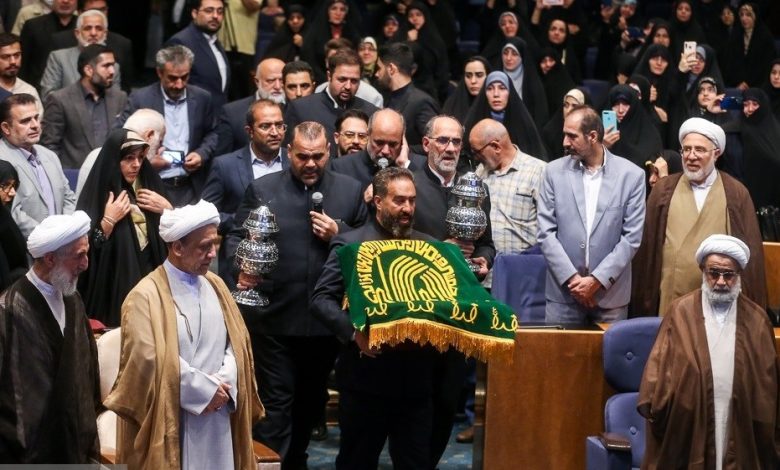 ملتقى 100 عام على تأليف كتاب "مفاتیح الجنان"