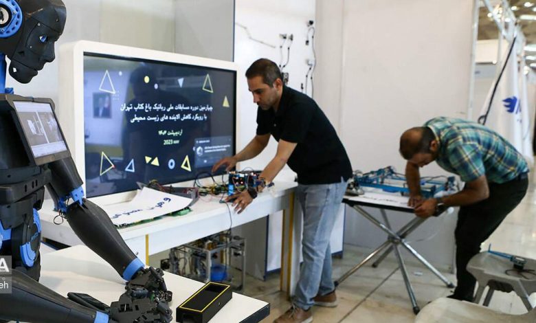 افتتاح معرض أول للتقنيات ومنتجات إزالة الحرمان في طهران تم افتتاح أول معرض للتقنيات ومنتجات إزالة الحرمان تماشياً مع تنفيذ البرنامج الوطني المتعلق بتحقيق هذا الهدف، بمشاركة مساعد رئيس الجمهورية لشؤون العلم والتكنولوجيا والاقتصاد "روح الله دهقاني فيروز أبادي" وعدد من مسؤولين إيرانيين في مصلى الإمام الخميني بطهران.