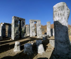 حدیقة "العالم الصغير" في مدينة ملاير غرب البلاد
