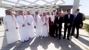  السفير السعودي في طهران سعود بن عبد الله العنزي يستقبل فريق نادي النصر السعودي في مطار طهران