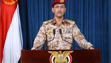 أنصار الله: عمليتان نوعيتان ضد سفينة ومدمرات أمريكية في البحر الأحمر وخليج عدن