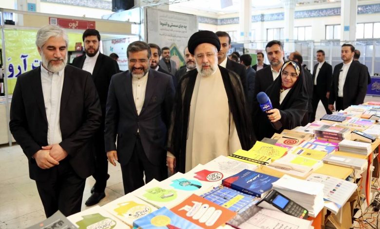 رئيس الجمهورية يزور معرض طهران الدولي الـ 35 للكتاب