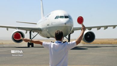 اعلن رئيس لجنة الاربعين التابعة لوزارة الطرق والتنمية الحضرية الايرانية انه تم الاتفاق في المحادثات مع الجانب العراقي على تسيير 3 آلاف رحلة جوية ذهاب وايابا بين البلدين أي ما يعادل 700 رحلة أسبوعية خلال أيام الأربعين الحسيني.