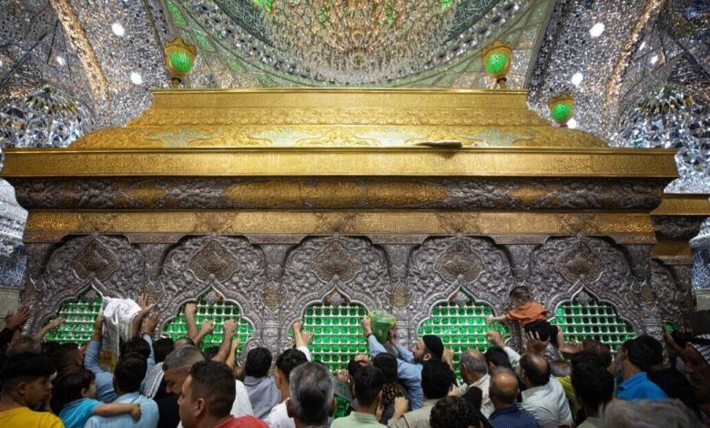 بزشكيان يزور مرقدي الامام الحسين (ع) وأبي الفضل العباس (ع)