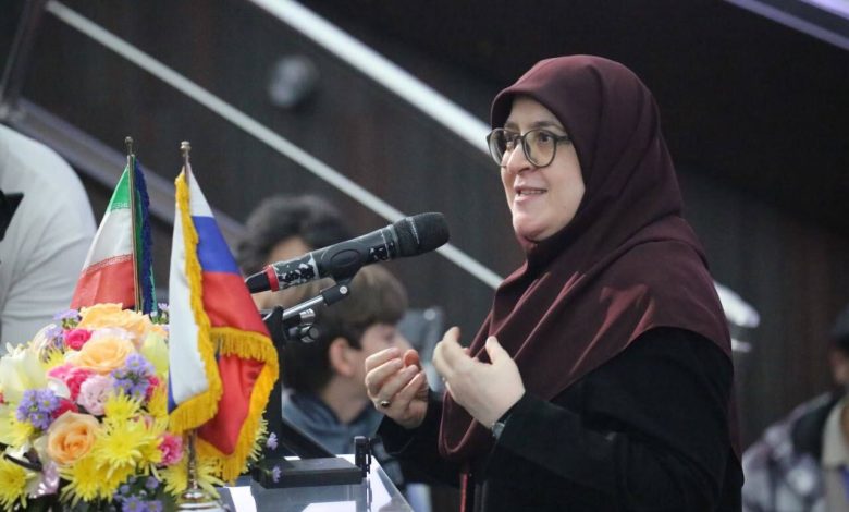 المتحدثة باسم الحكومة: ريادة المرأة الإيرانية في المجالات العلمية تبعث على الفخر